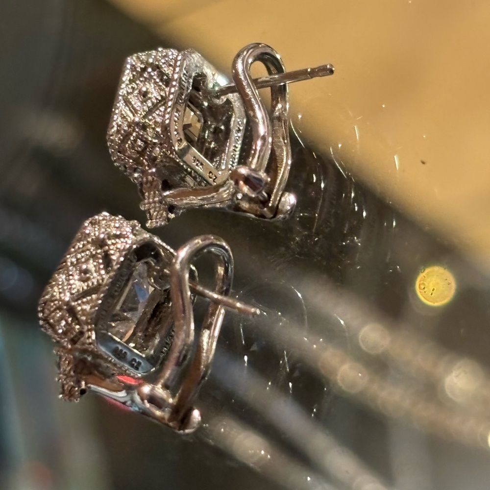 Judith Ripka crystal earrings - Picture 8 of 9
